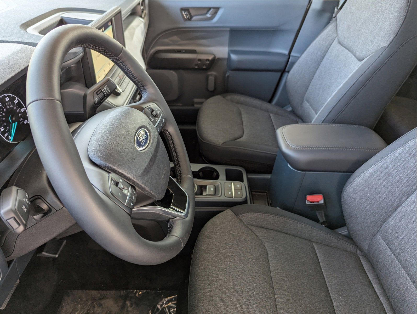Vehicle image 9 of 24
