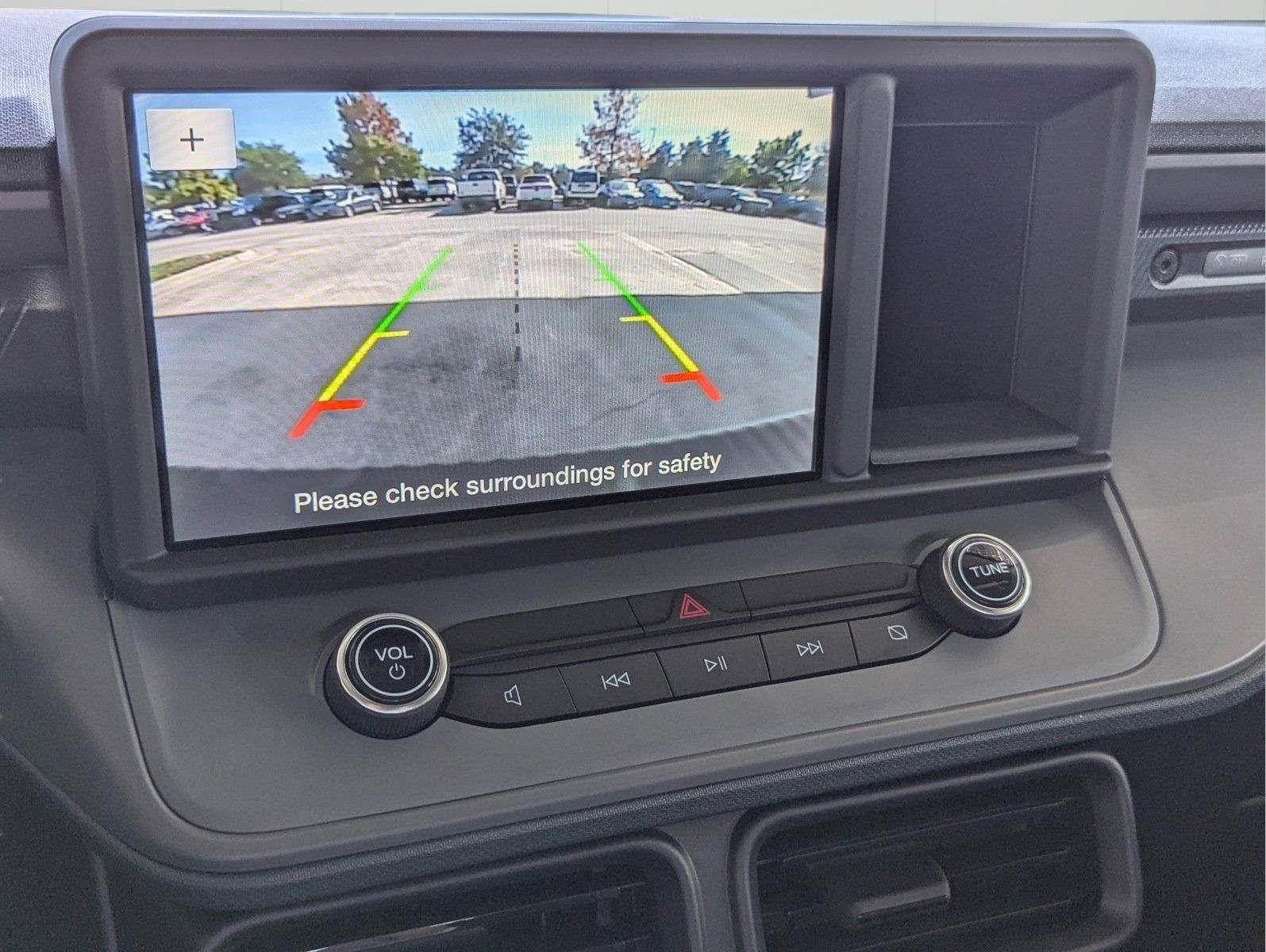 Vehicle image 11 of 24