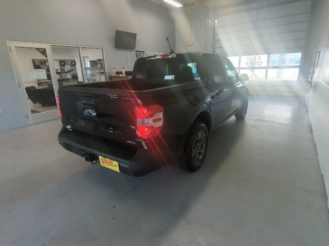 Vehicle image 4 of 28