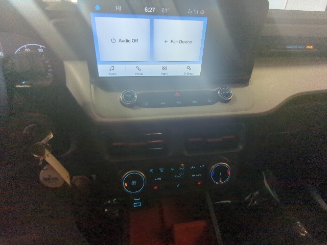 Vehicle image 16 of 28