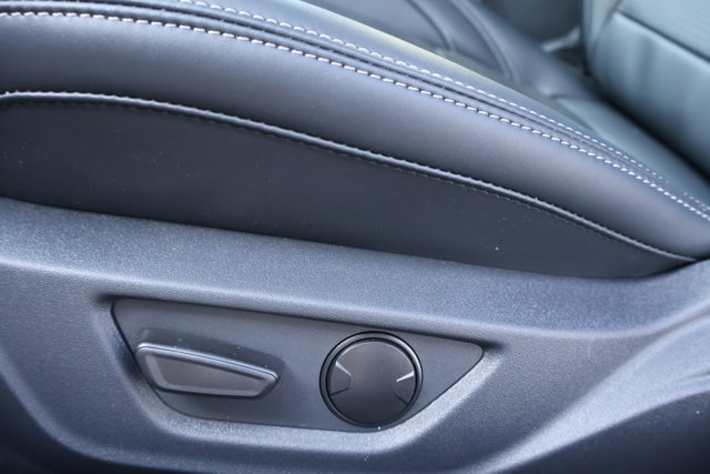 Vehicle image 10 of 17