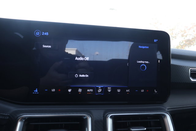Vehicle image 13 of 17