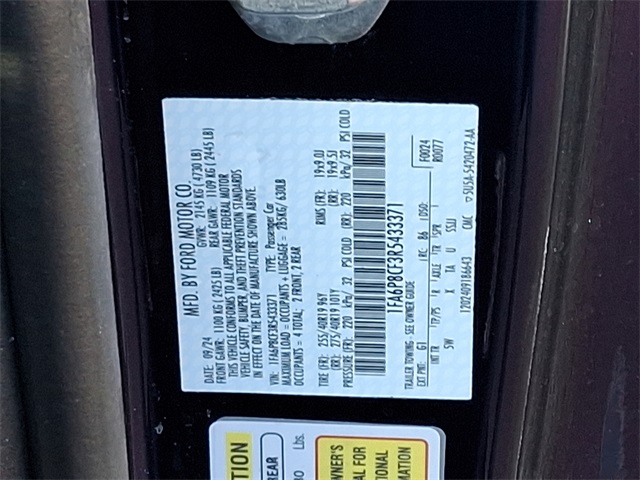 Vehicle image 8 of 9