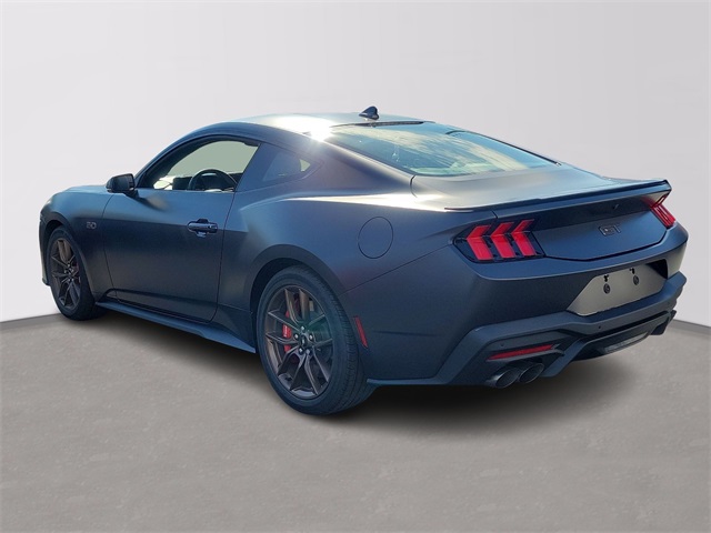 Vehicle image 4 of 11