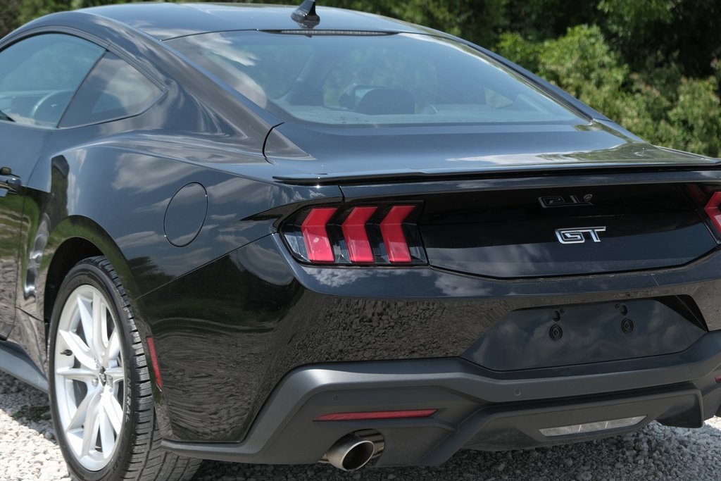 2024 Ford Mustang GT Premium Image 6 of 35