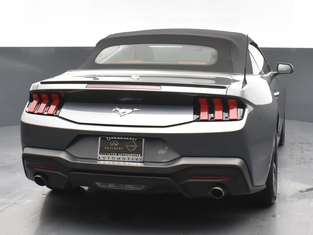 2024 Ford Mustang EcoBoost Premium Image 14 of 34
