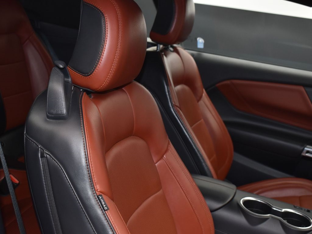 2024 Ford Mustang EcoBoost Premium Image 25 of 34