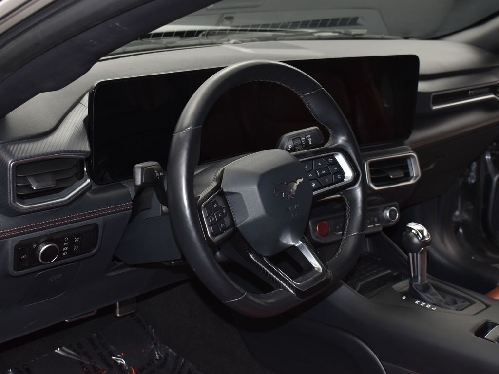 2024 Ford Mustang EcoBoost Premium Image 27 of 34