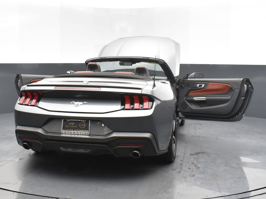 2024 Ford Mustang EcoBoost Premium Image 12 of 34