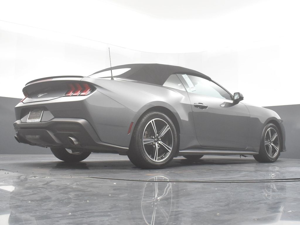 2024 Ford Mustang EcoBoost Premium Image 13 of 34