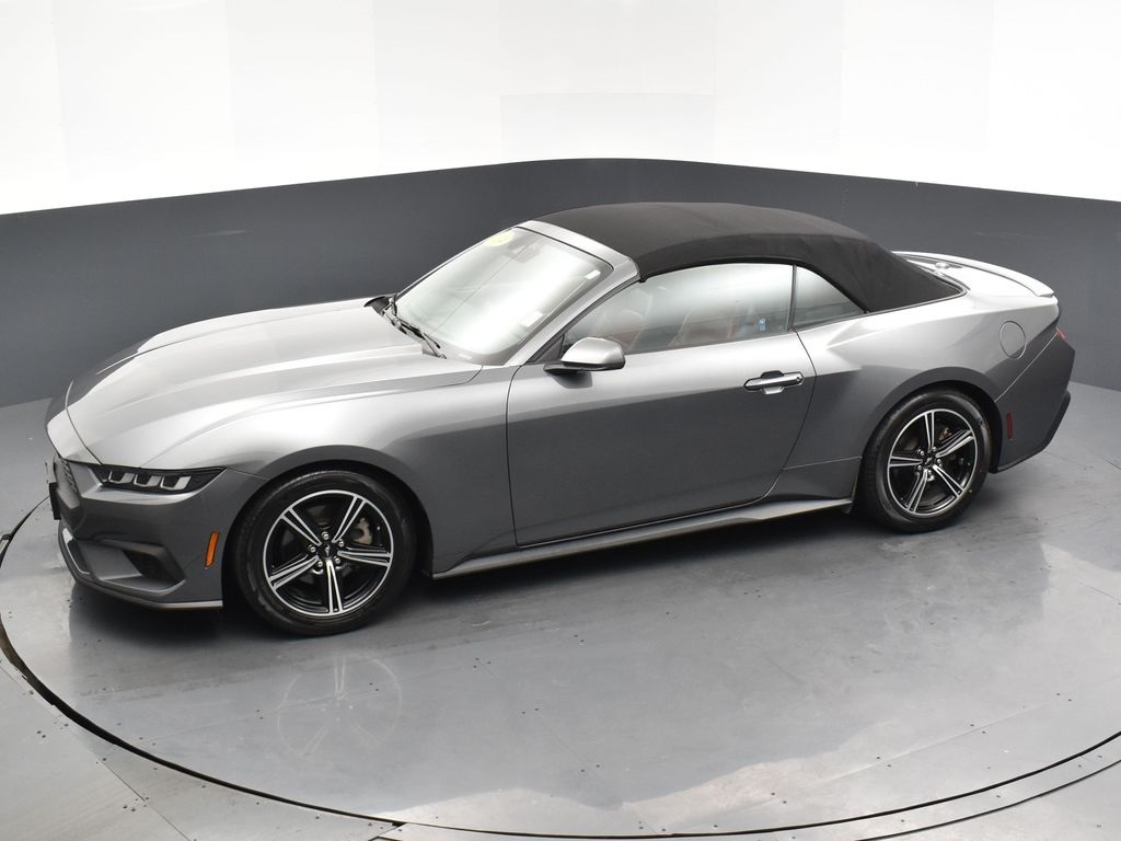 2024 Ford Mustang EcoBoost Premium Image 2 of 34