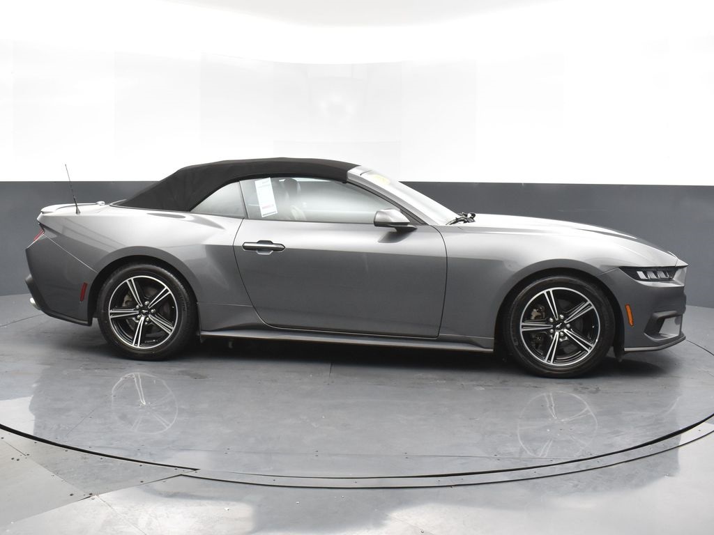 2024 Ford Mustang EcoBoost Premium Image 8 of 34