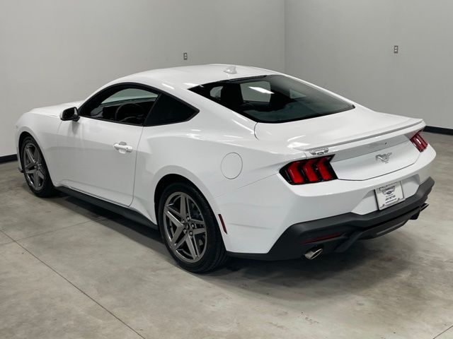 2024 Ford Mustang EcoBoost Premium Image 7 of 29