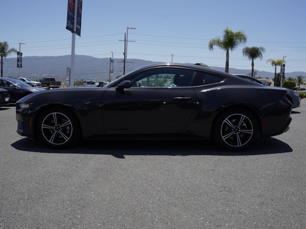Vehicle image 9 of 29