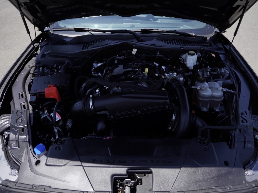 Vehicle image 10 of 29