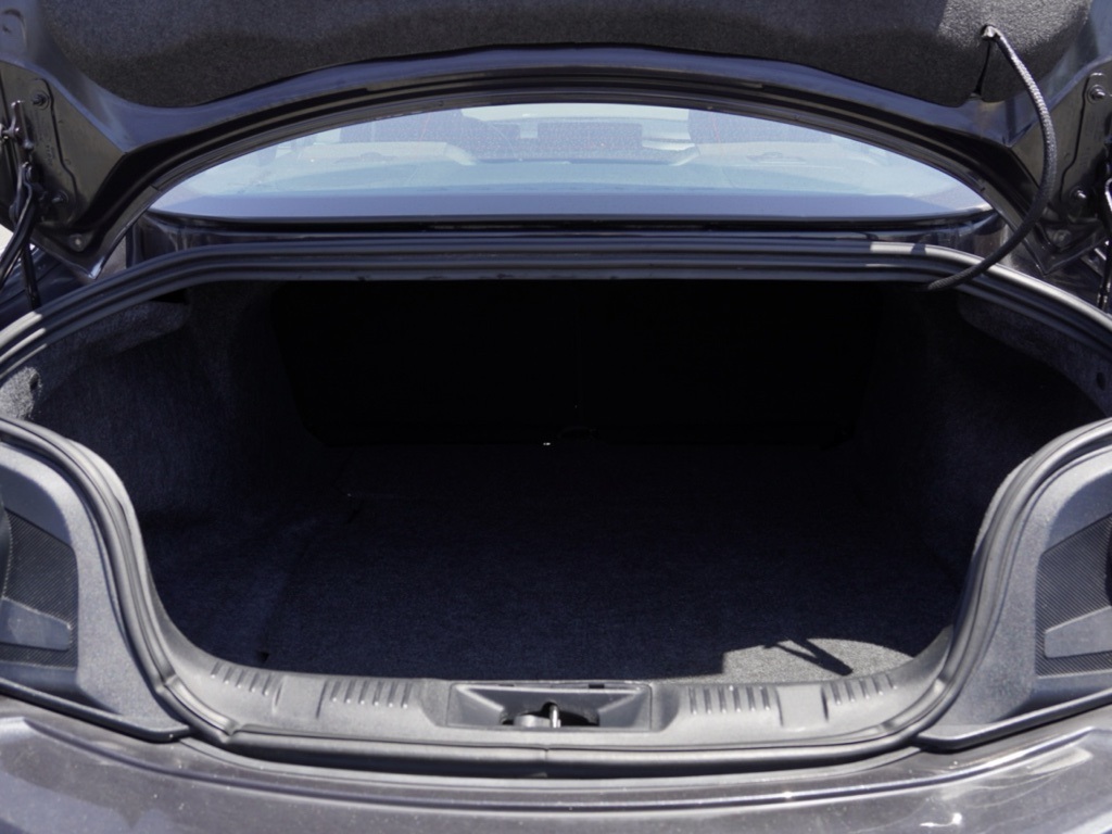 Vehicle image 13 of 29