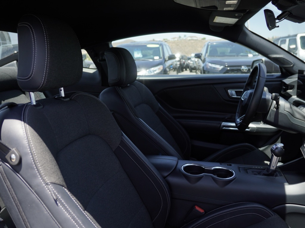 Vehicle image 15 of 29