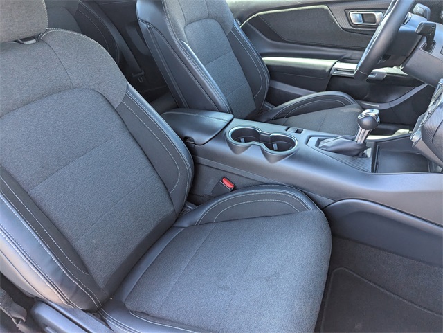 2024 Ford Mustang EcoBoost Image 9 of 32