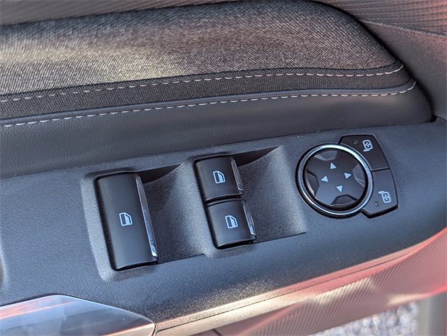 2024 Ford Mustang EcoBoost Image 23 of 32