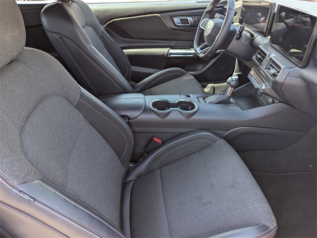 2024 Ford Mustang EcoBoost Image 10 of 32