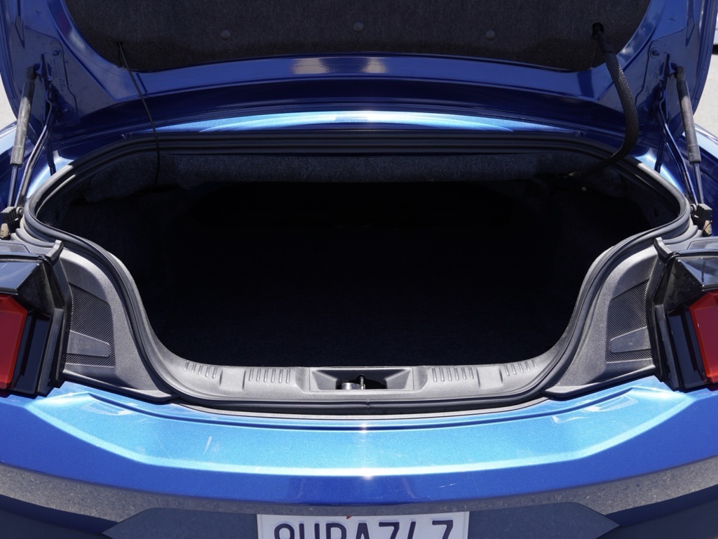 Vehicle image 12 of 29