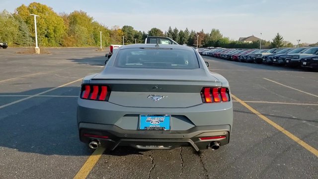 Vehicle image 6 of 21