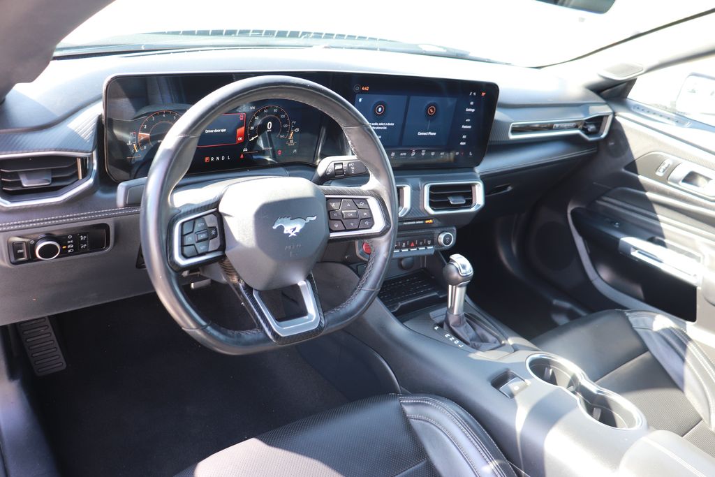 Vehicle image 11 of 27