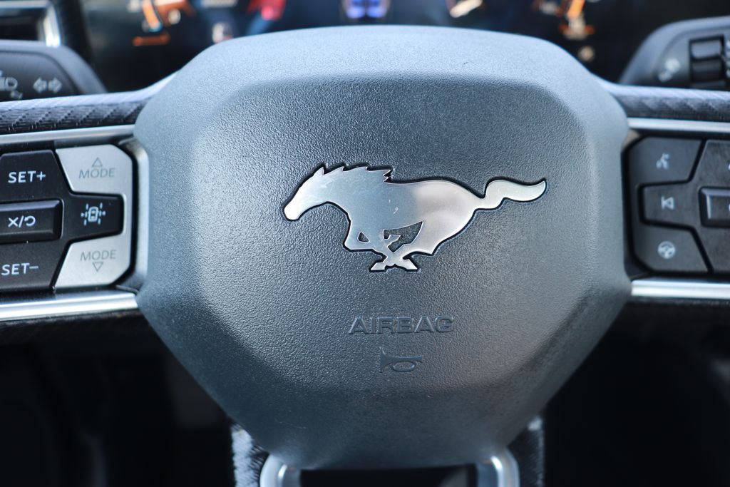 Vehicle image 12 of 27