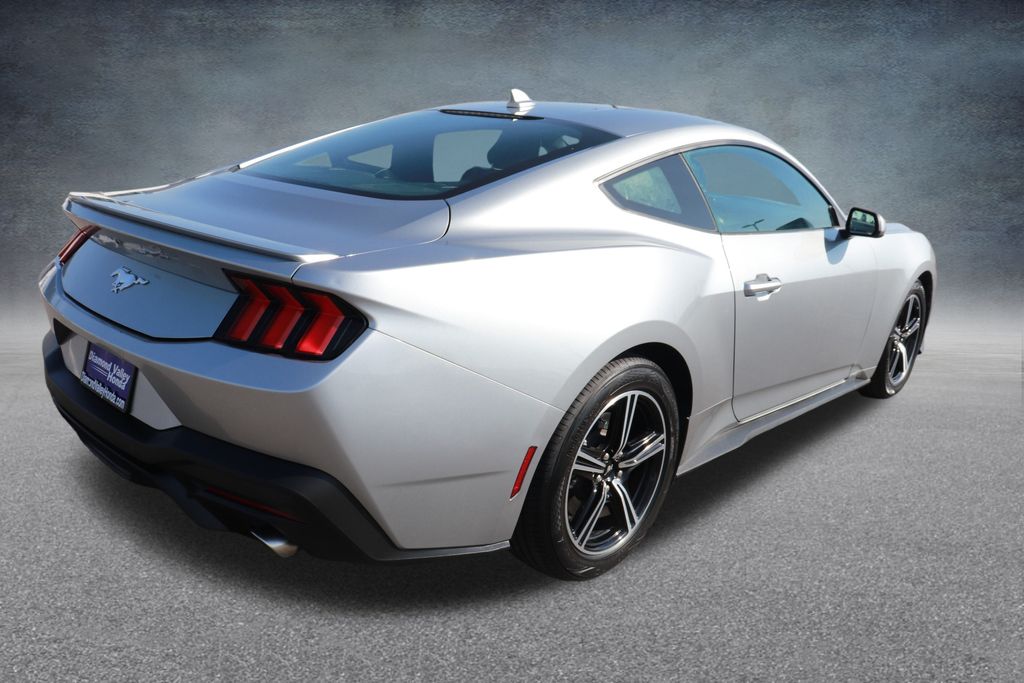 Vehicle image 4 of 27