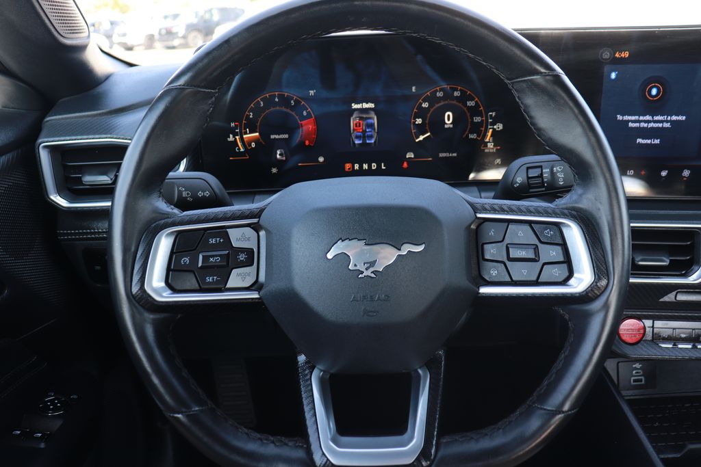 Vehicle image 26 of 27