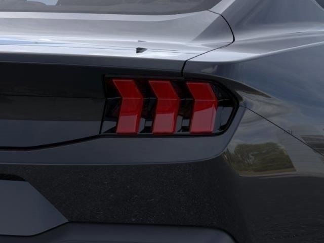 Vehicle image 38 of 40