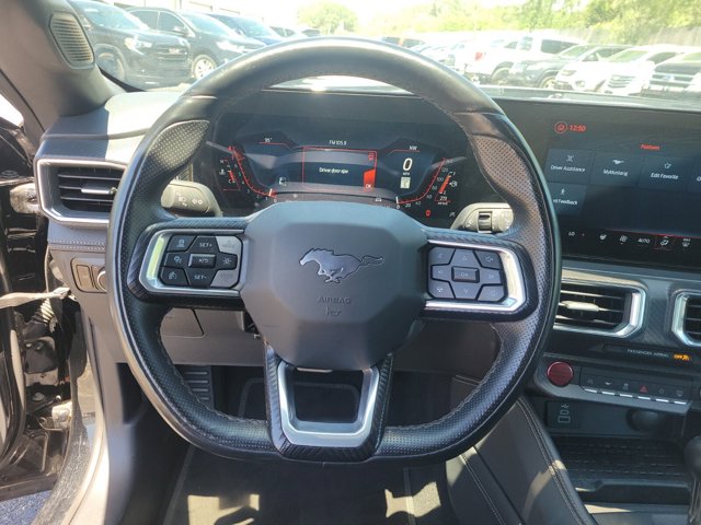 2024 Ford Mustang EcoBoost Premium Image 17 of 32