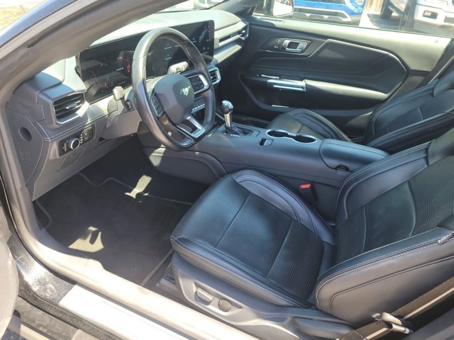 2024 Ford Mustang EcoBoost Premium Image 15 of 32