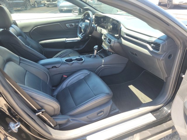 2024 Ford Mustang EcoBoost Premium Image 14 of 32