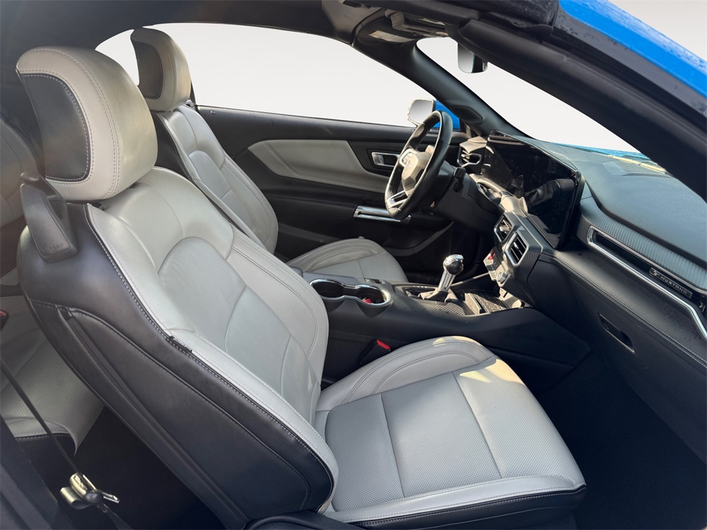 2024 Ford Mustang EcoBoost Premium Image 12 of 18