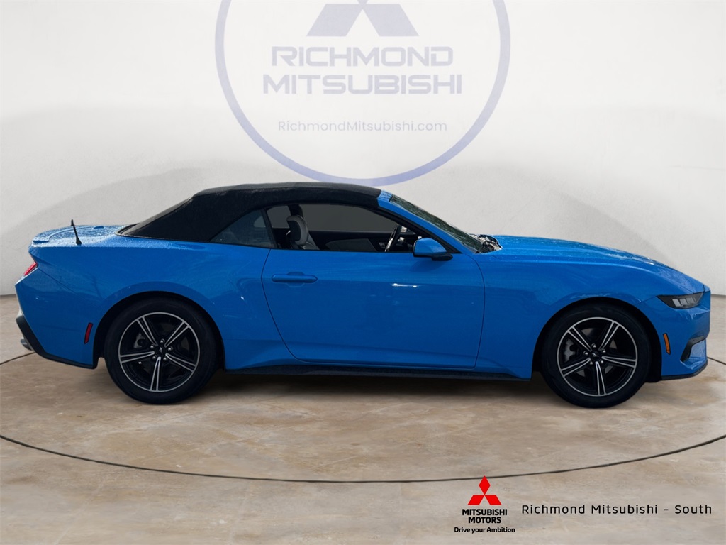 2024 Ford Mustang EcoBoost Premium Image 4 of 18