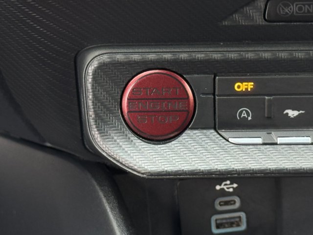 2024 Ford Mustang EcoBoost Image 18 of 19