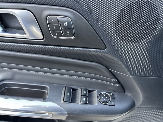 2024 Ford Mustang EcoBoost Premium Image 23 of 25