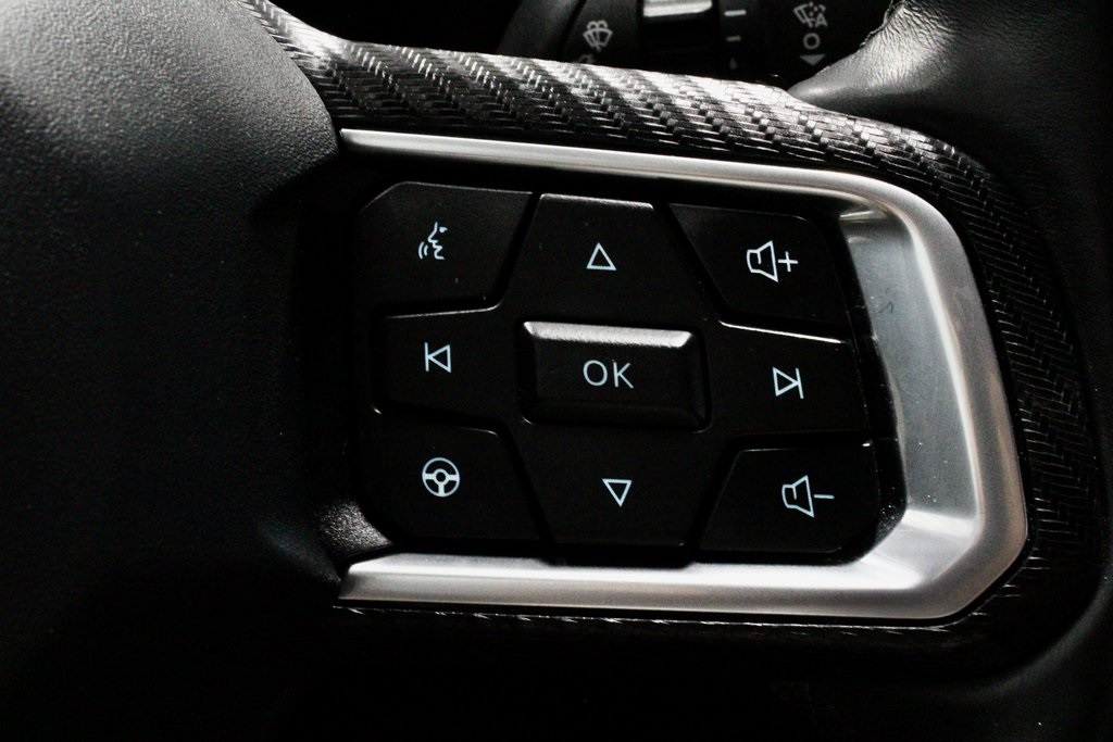 2024 Ford Mustang EcoBoost Premium Image 28 of 31