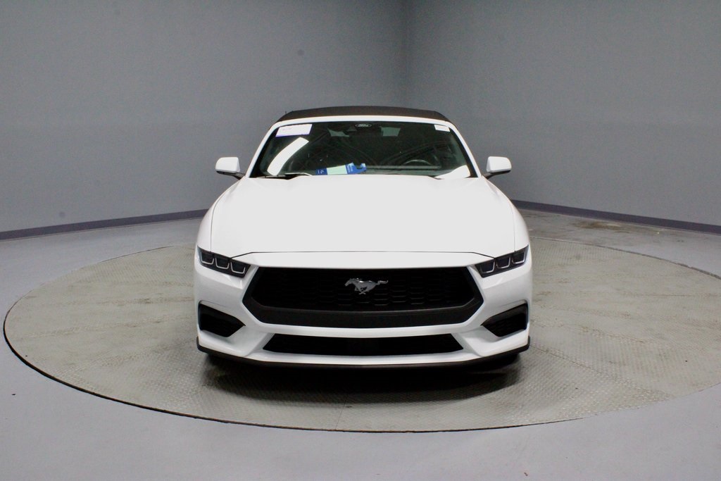 2024 Ford Mustang EcoBoost Premium Image 2 of 31