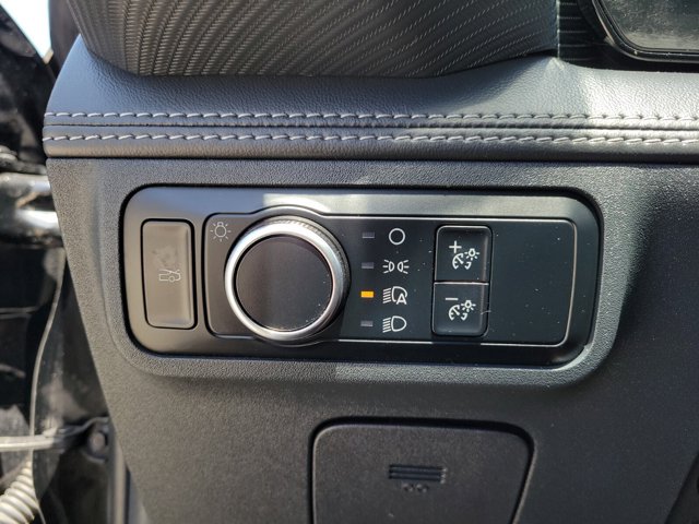 2024 Ford Mustang EcoBoost Premium Image 27 of 32