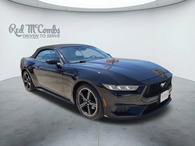 2024 Ford Mustang EcoBoost Premium Image 2 of 32
