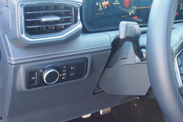 Vehicle image 18 of 27