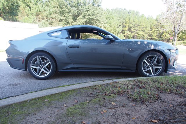 Vehicle image 8 of 27