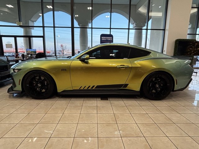 Vehicle image 8 of 27