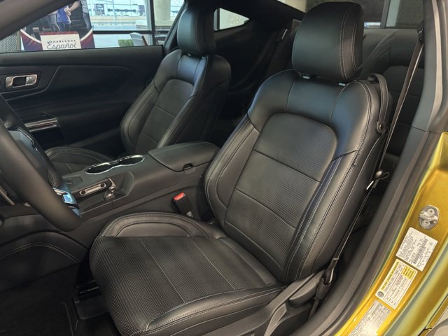 Vehicle image 24 of 27