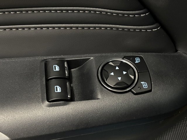 Vehicle image 23 of 27