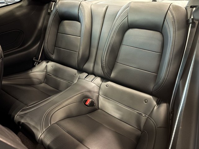 Vehicle image 25 of 27