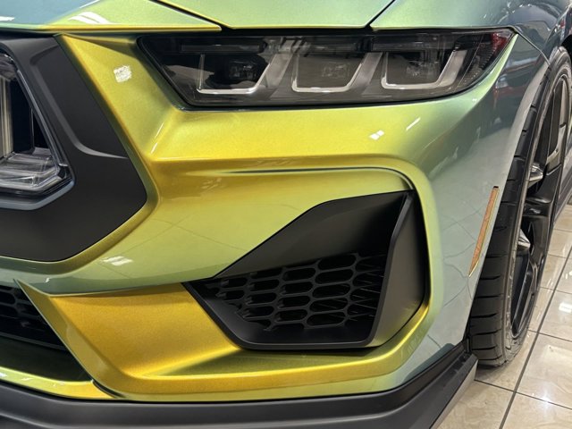 Vehicle image 9 of 27