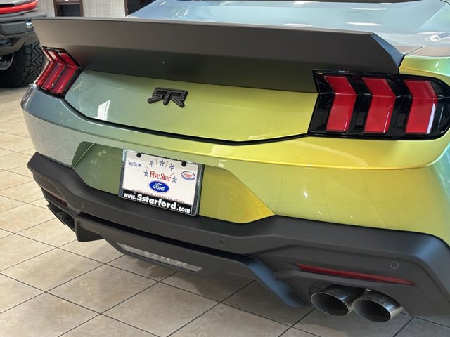 Vehicle image 4 of 27